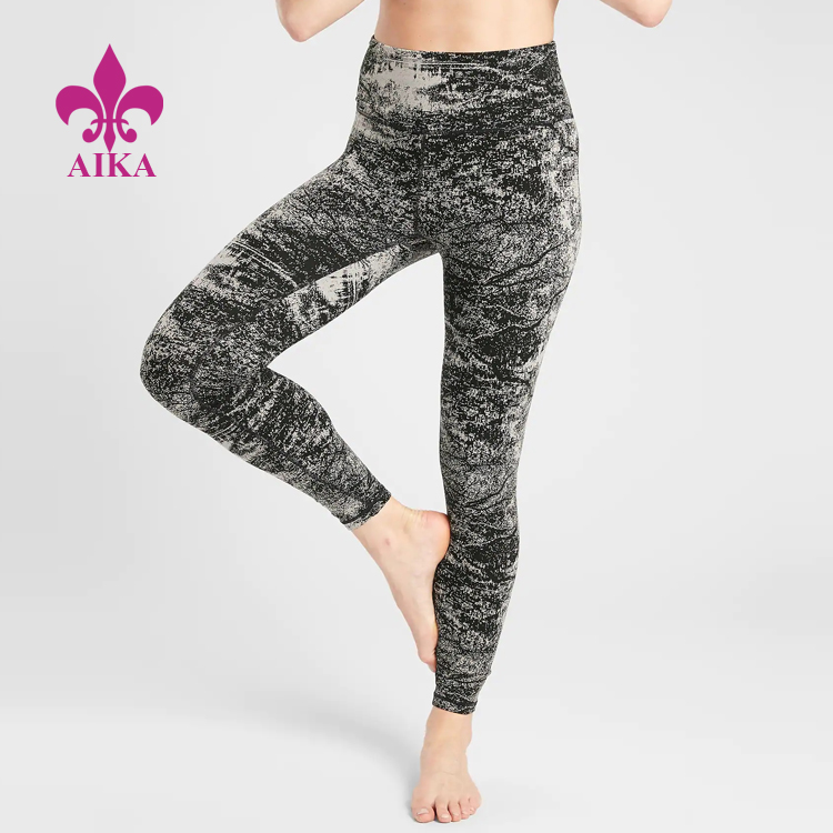 women-yoga-wear.jpg